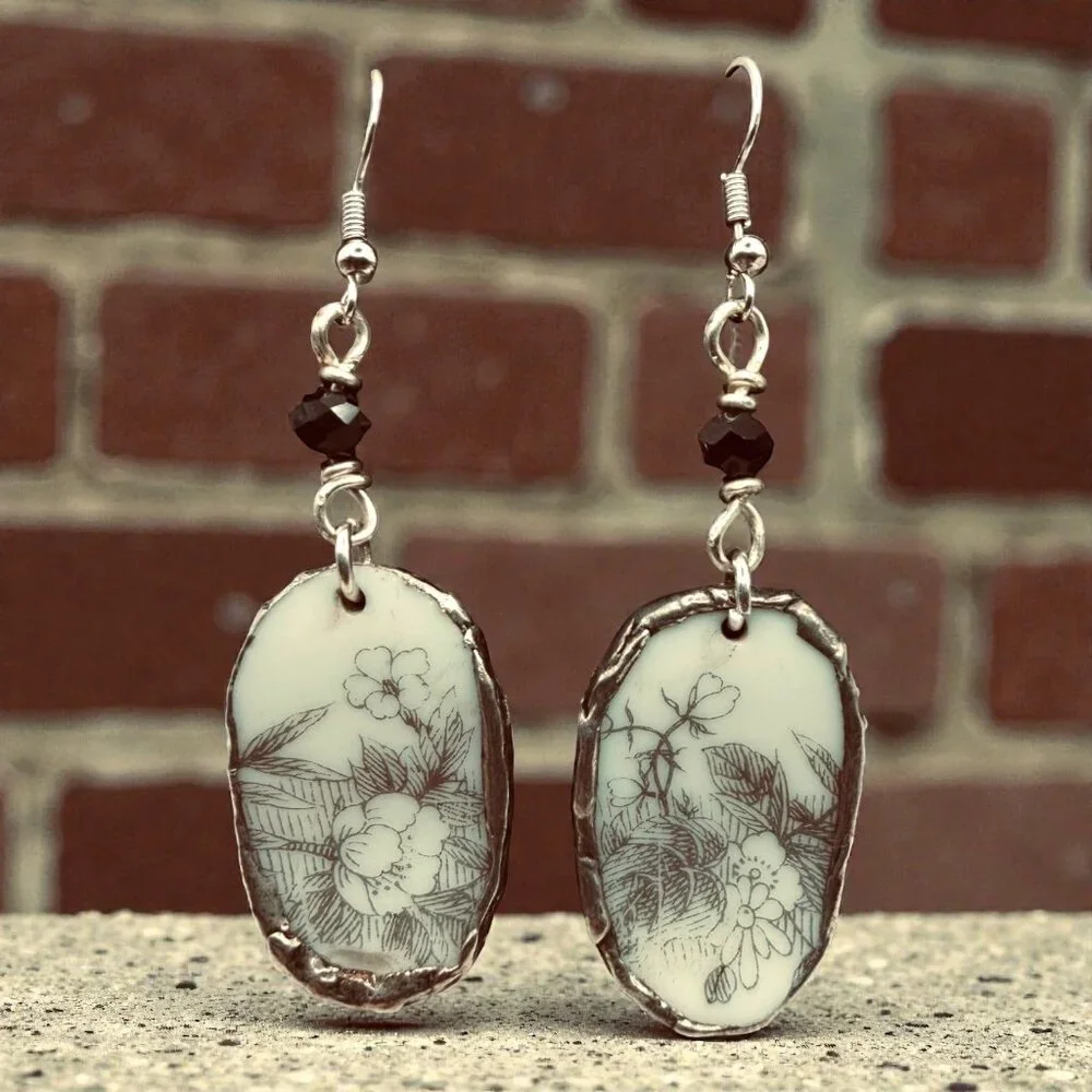 Broken China Artisan Earrings Florentine Sango Vintage Collection Silver Bezels - Picture 2 of 13